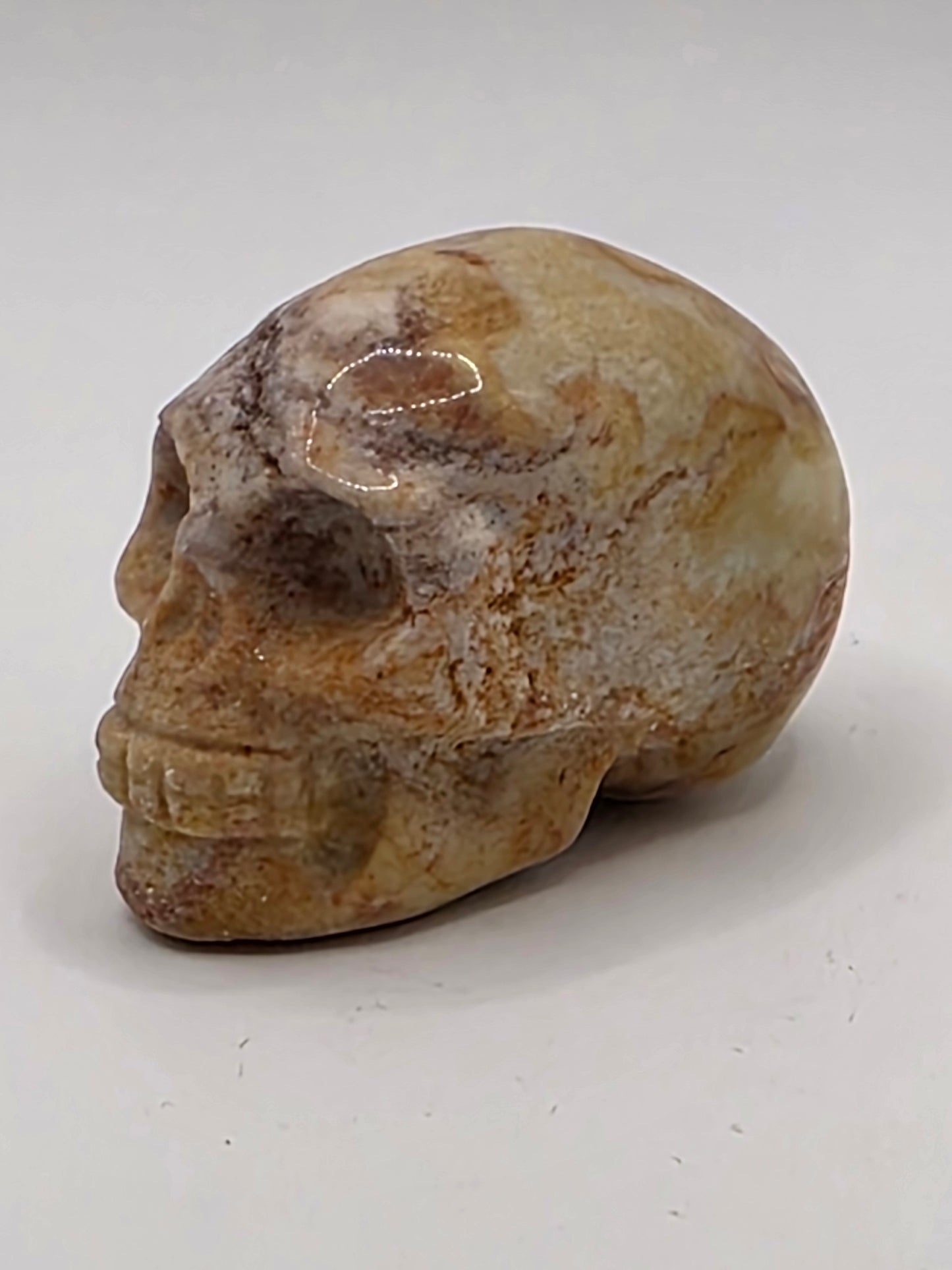 ๐ Caribbean Calcite Skull Carving โ Desert Calm (2" x 1.5" x 1.25")