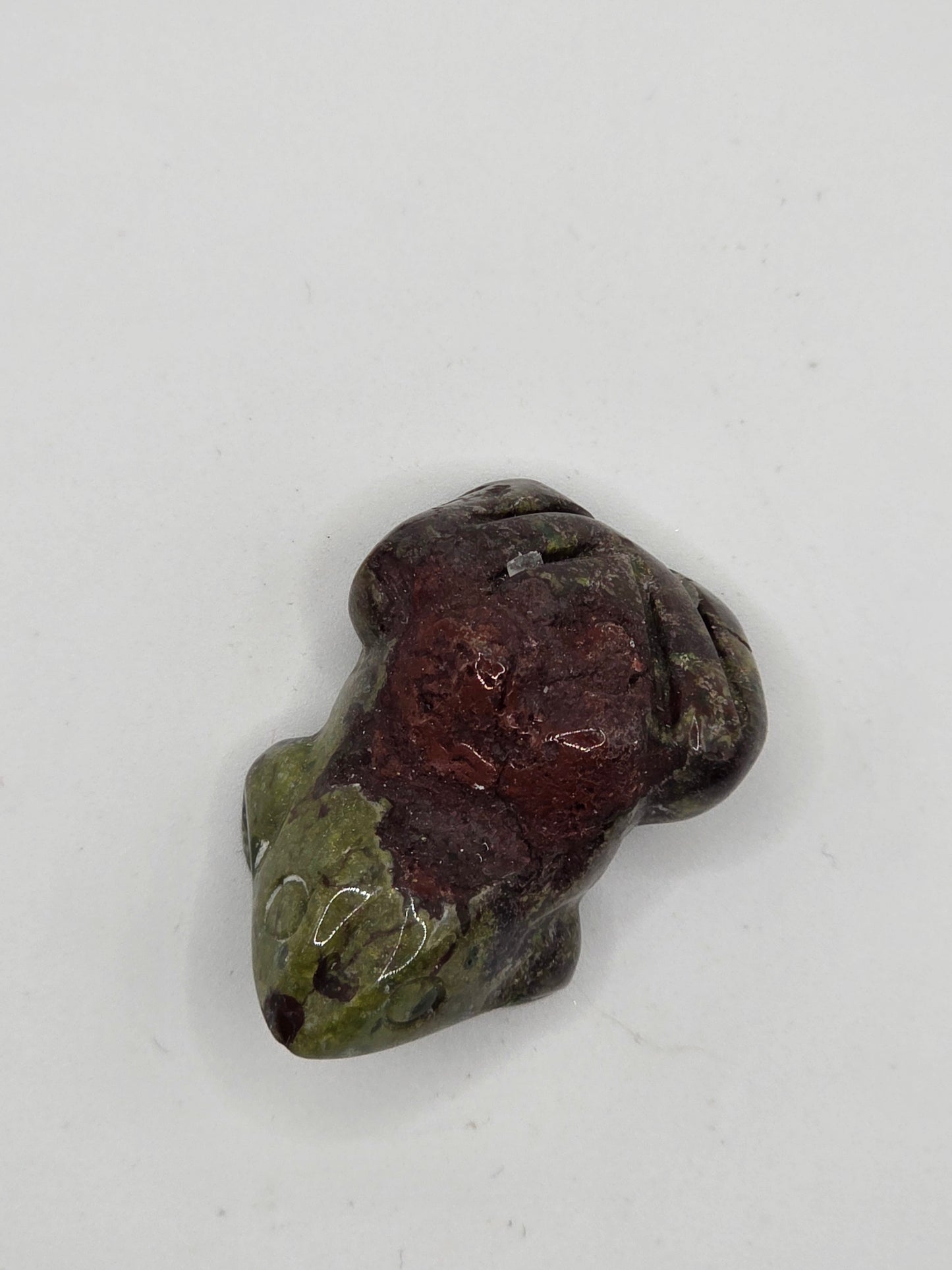 ๐ Dragon Blood Frog Mini Carving โ Renewal & Strength (1.5")