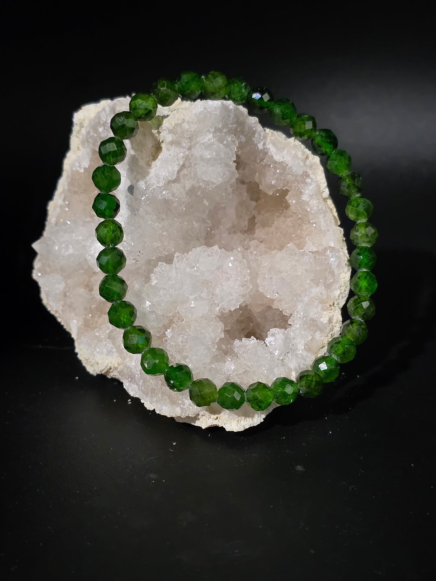 🌿 Faceted Diopside Bracelet – Earth’s Spark (6mm)