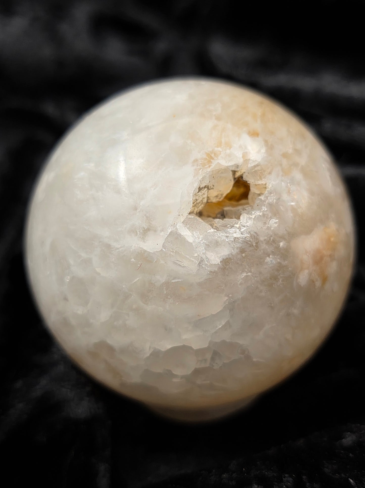 ๐ธ Druzy Flower Agate Sphere โ Bloom & Glow (2.25 in)