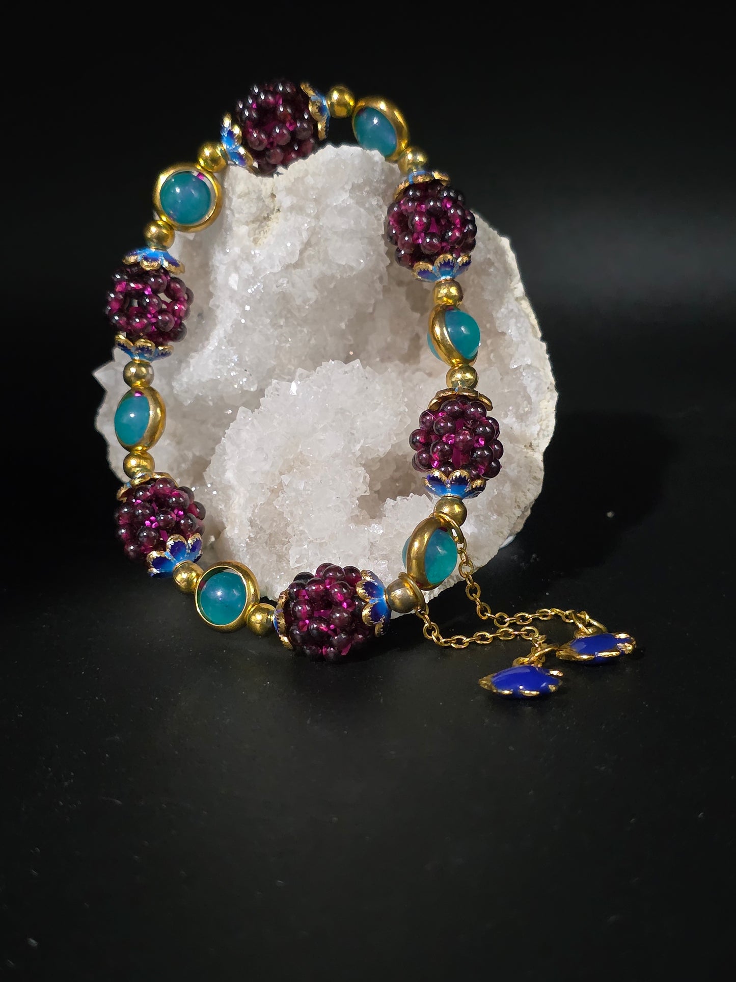 ๐ Garnet Grapes Bracelet โ Harvest Heart (10 mm)