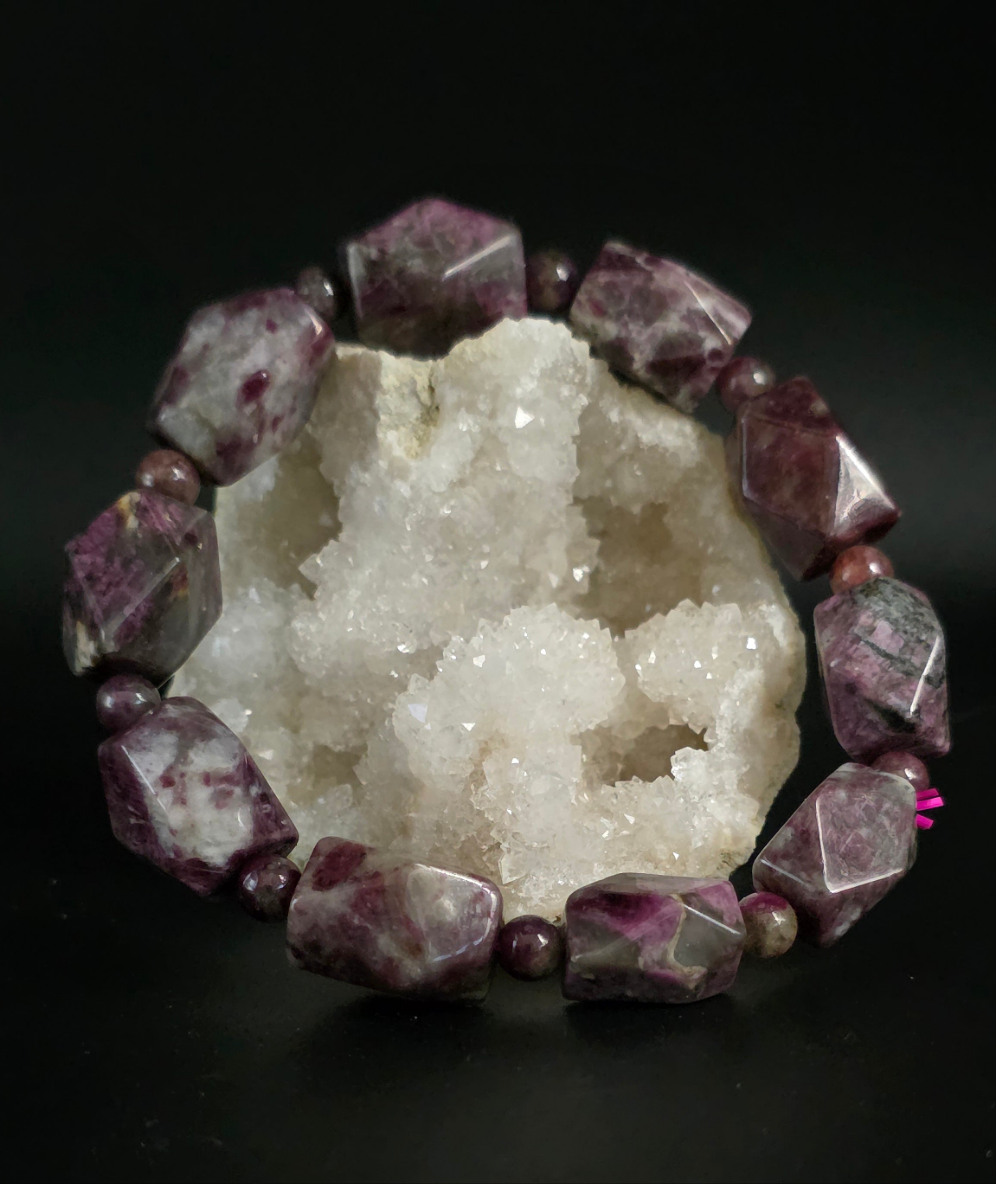 ๐ Plum Blossom Tourmaline Bracelet โ Blooming Joy (Baroque)