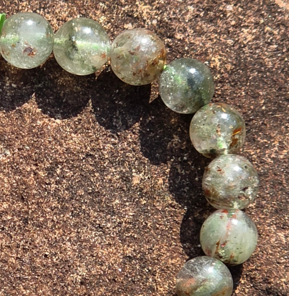 🌿 Garden Quartz Bracelet – Earth’s Memory (10mm)
