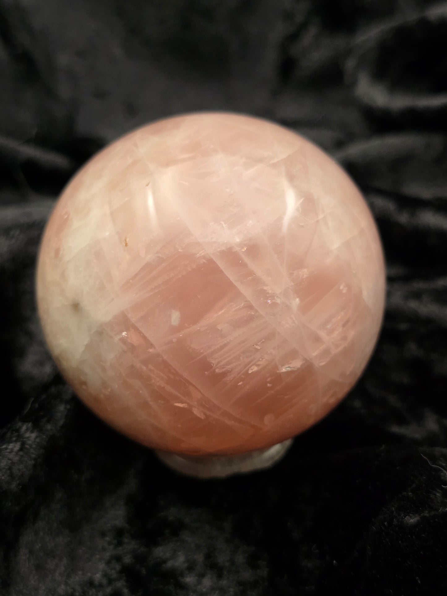 ๐น Lavender Rose Quartz Sphere โ Love & Light (2.45 in, 340 g)