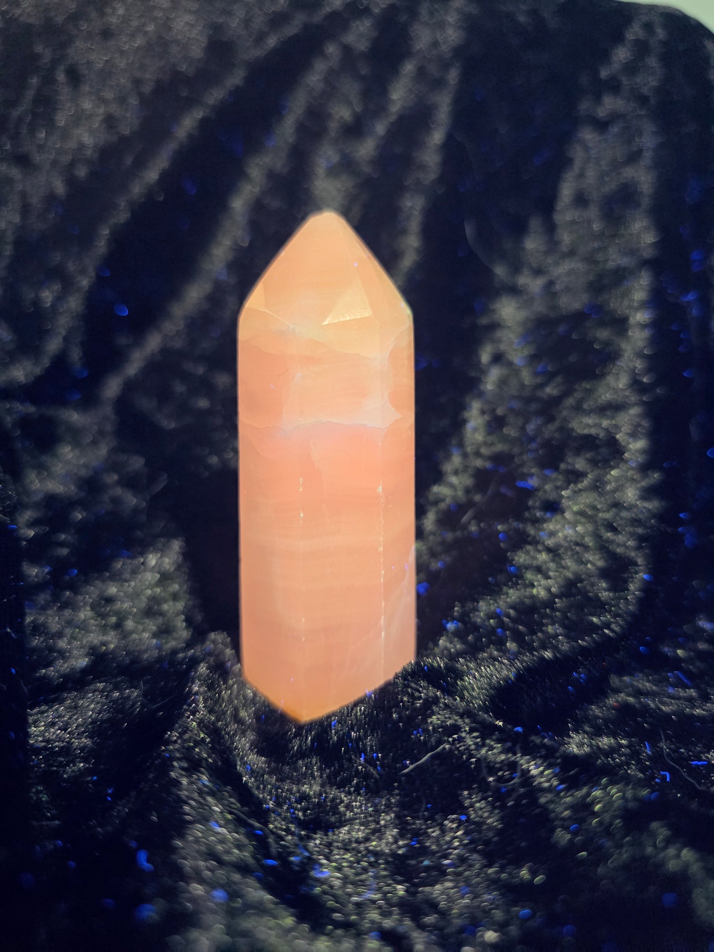 ๐ธโก Pink Calcite Tower โ Neon Heart Glow (3 in, Flawed Beauty)