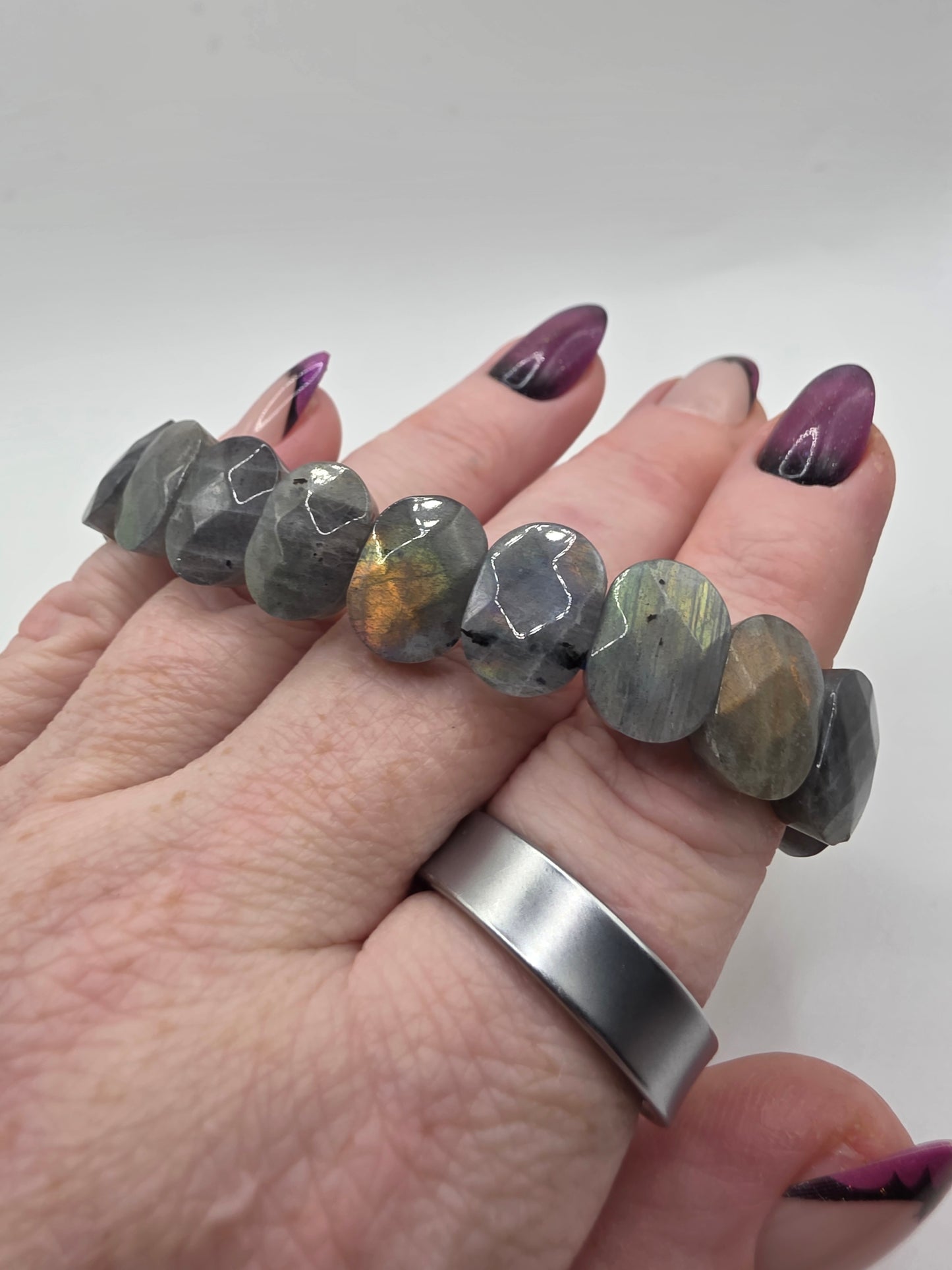 ๐ Labradorite Faceted Oval Soft Bangle โ Starfire Flow (8mm)