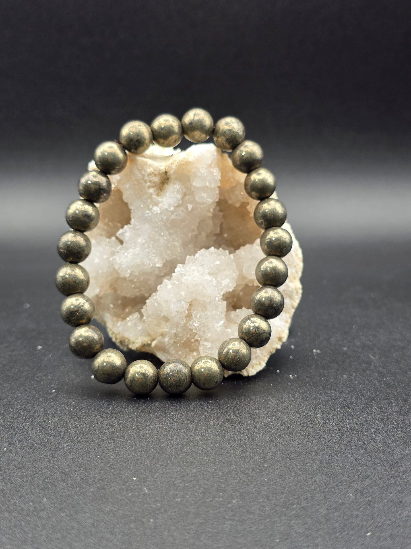 ⚙️ Pyrite Bracelet – Manifesting Power (8mm)