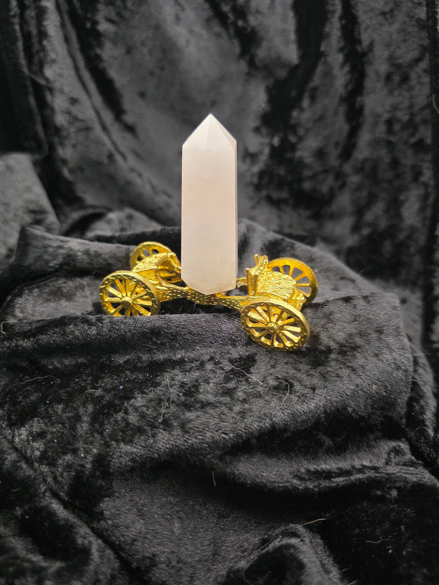 ๐นโจ Rose Quartz Tower in Golden Carriage โ Love on Wheels (3")