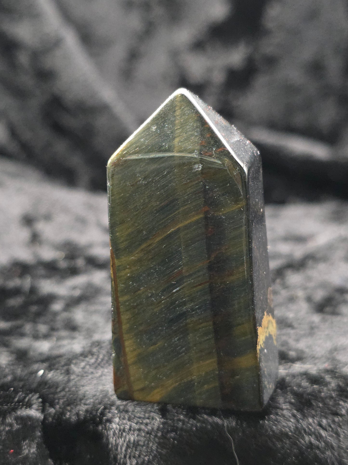 🐅 Tiger’s Eye Tower – Golden Confidence (2 in.)
