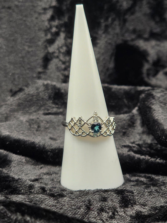 🔵 Sapphire Crown Ring – Regal Clarity (Adjustable, Copper)