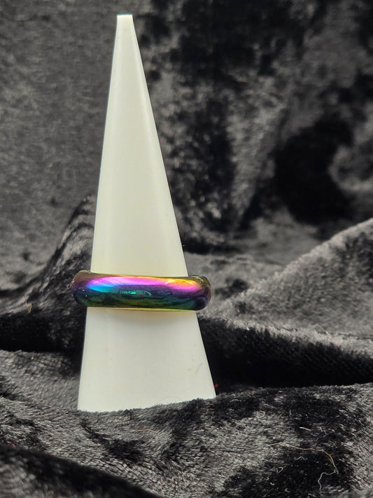 🌈 Titanium Aura Hematite Ring – Shimmering Shield (US Size 7, Crystal)