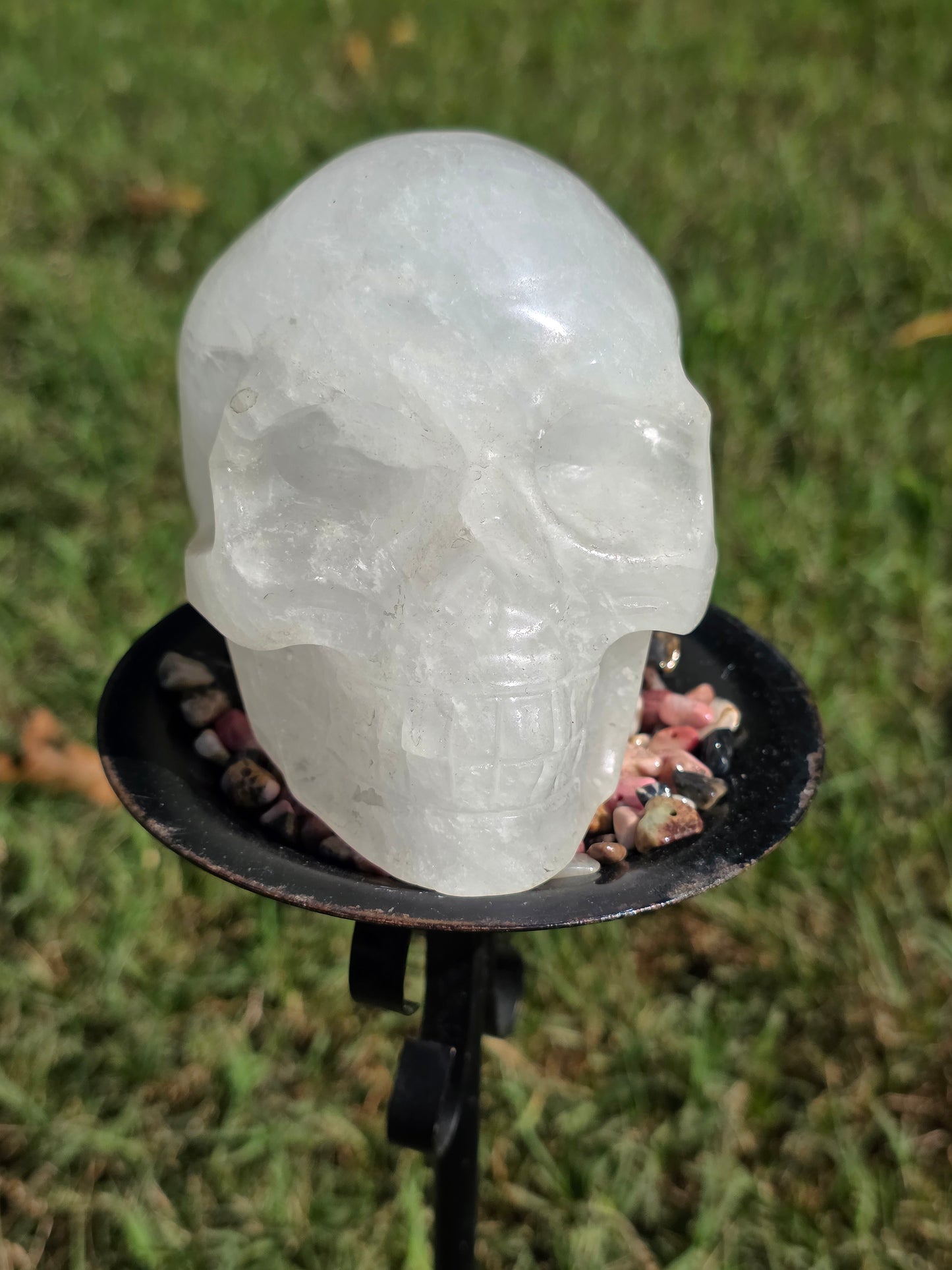 🤍 Quartz Skull – Eternal Clarity (Milky / Clear, approx. 4 in)