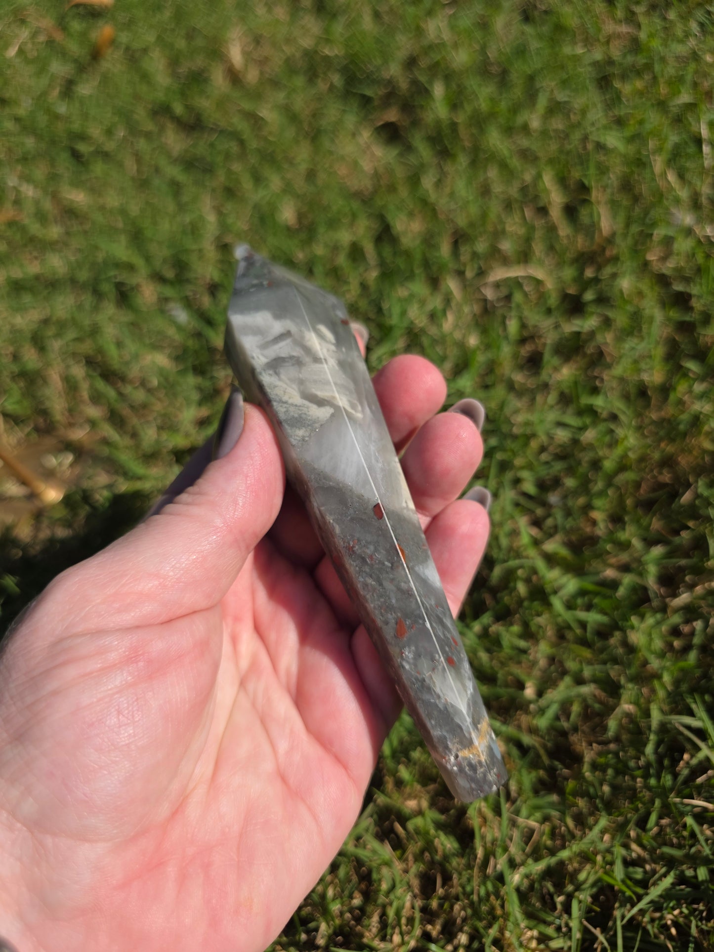 🩸 African Blood wand with stand — Vitality & Courage (5.6")