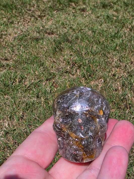 🌿 Garden Quartz Skull – Spirit Grove (approx. 1.75 in)