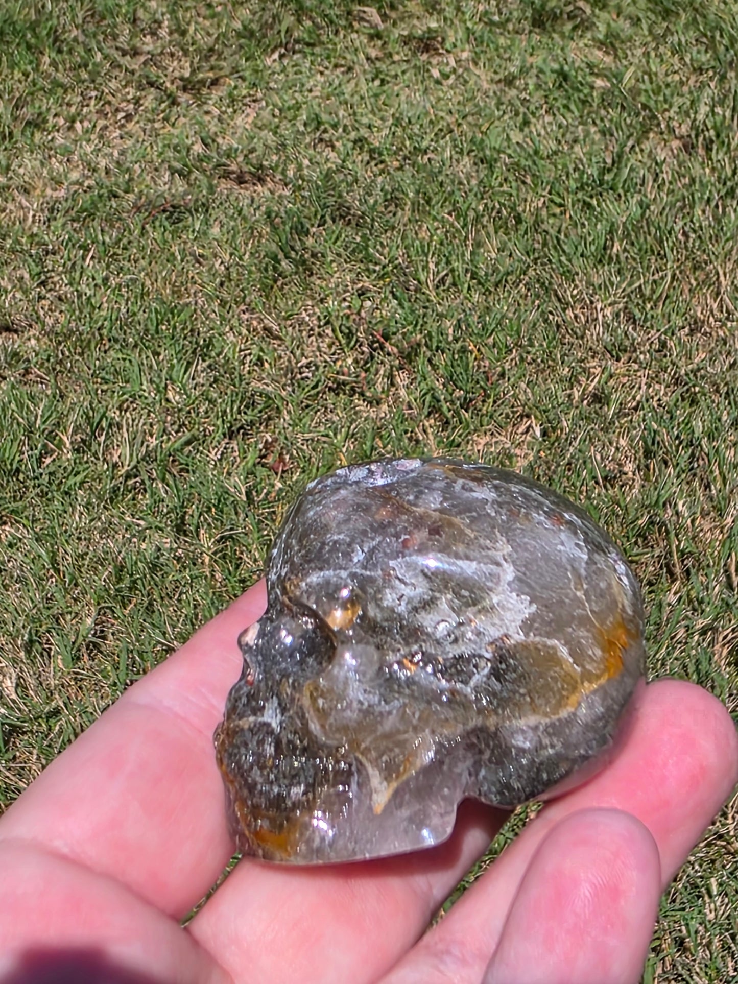 🌿 Garden Quartz Skull – Spirit Grove (approx. 1.75 in)