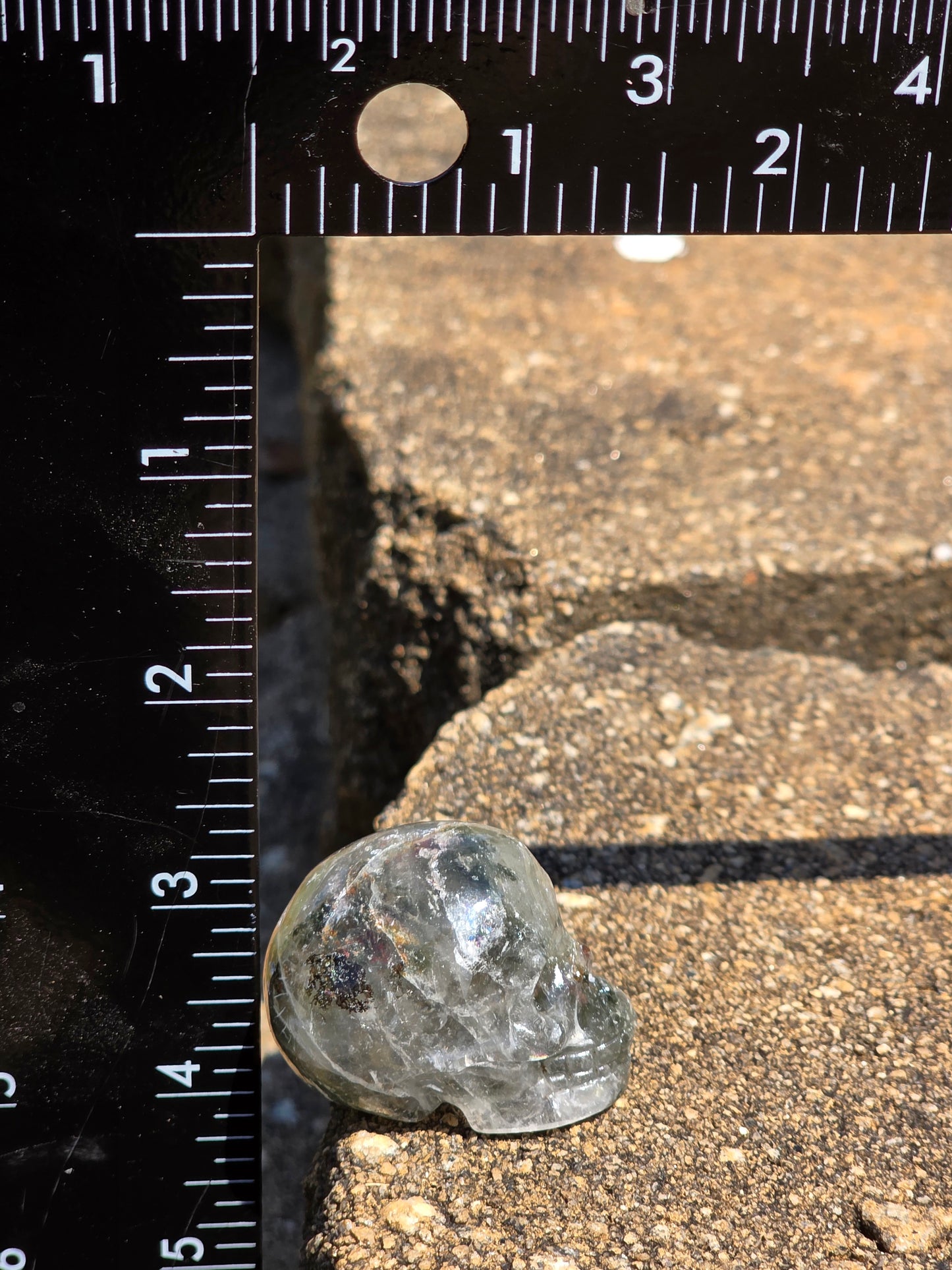 🌿 Garden Quartz Skull – Ancestor’s Mirror (approx. 1.5 in)
