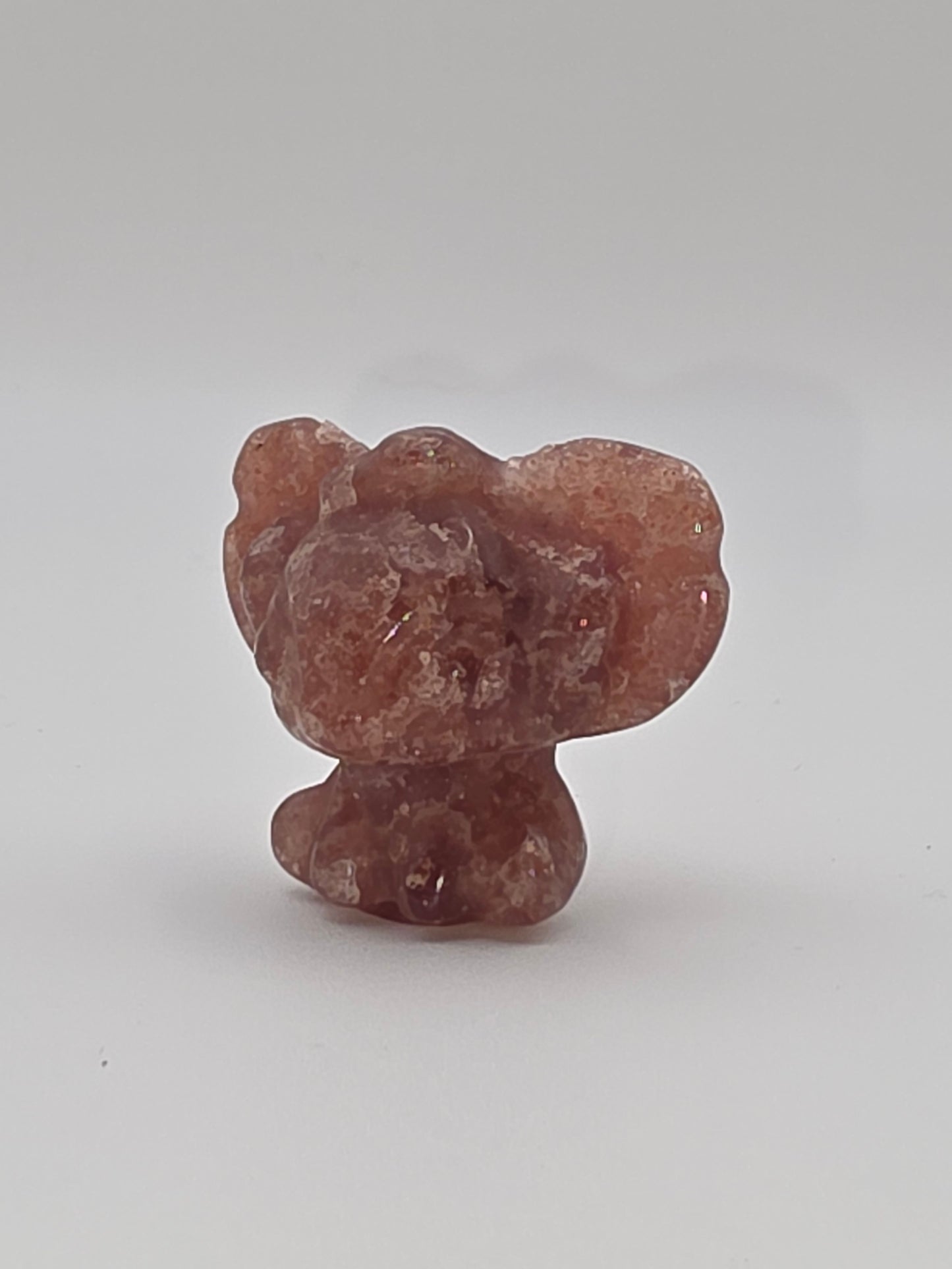 🍓 Strawberry Quartz “Cartoon Alien Buddy” Mini Carving