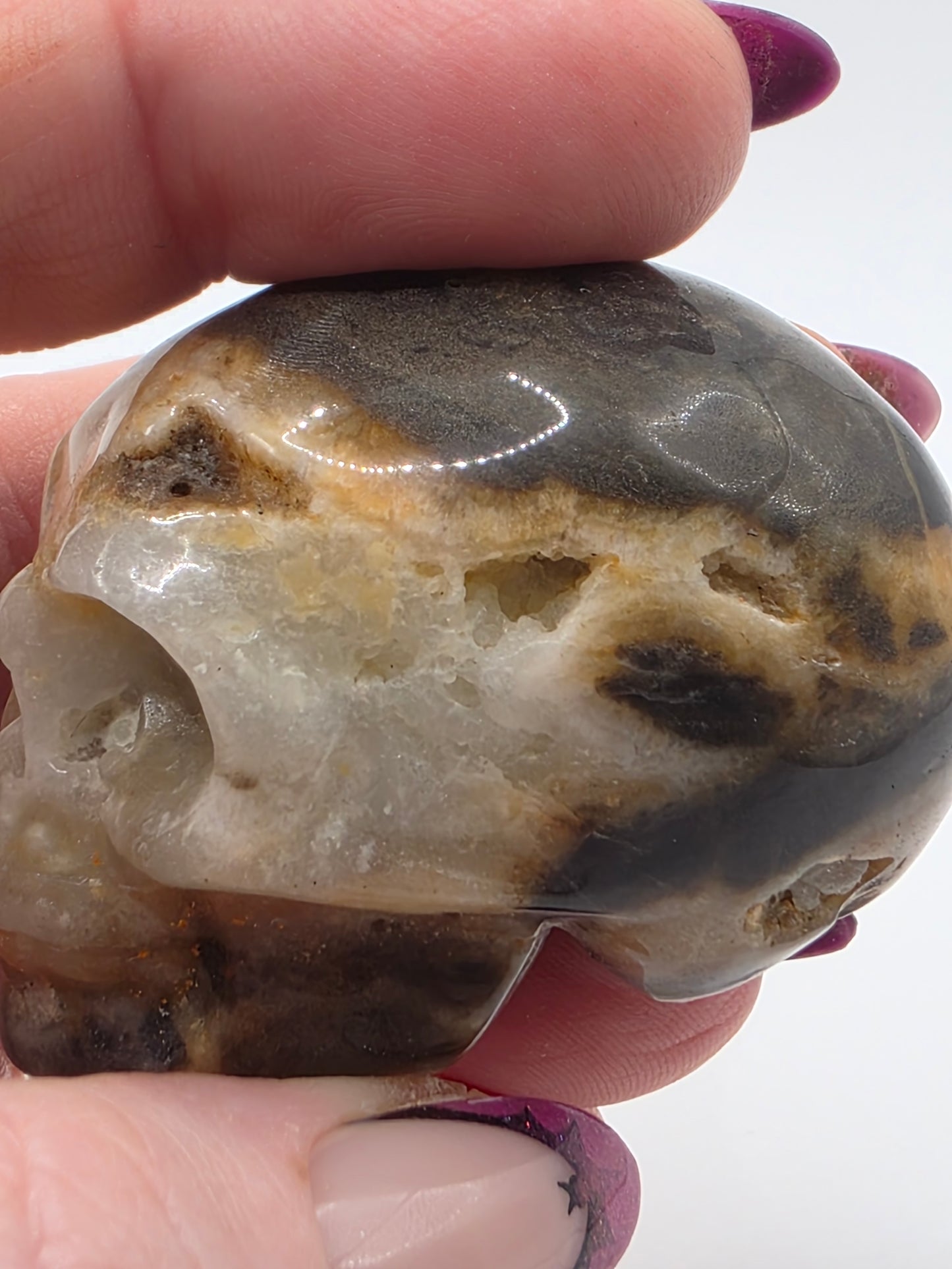 💀 Caribbean Calcite Skull Carving – Storm & Stillness (2" x 1.5" x 1.25")