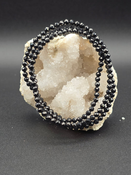 💎 Black Spinel Triple Wrap Bracelet – Radiant Shield (6mm)