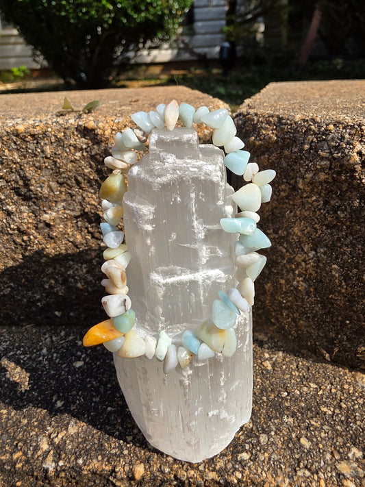 🌴 Caribbean Calcite Chip Bracelet – Beachy Bliss