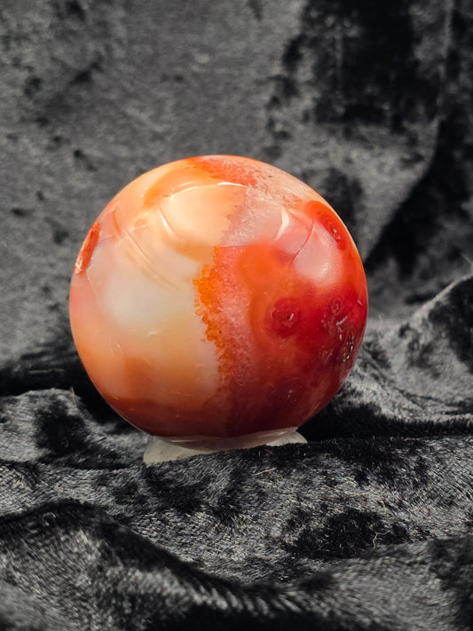 🔥 Carnelian Sphere – Ember Energy (2.02 in)