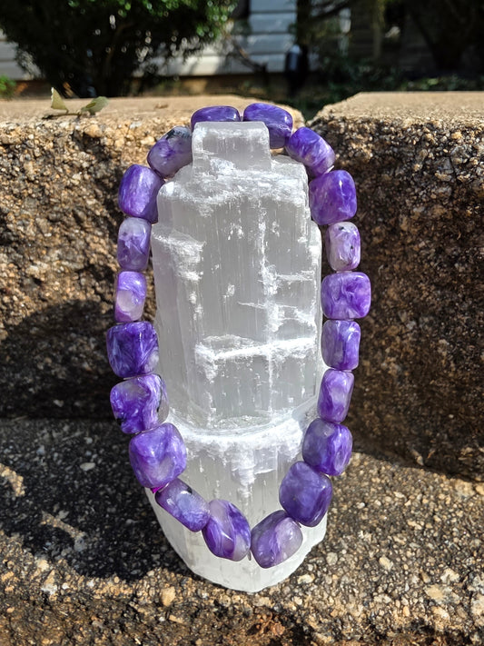 🔮 Charoite Bracelet – Cosmic Courage in 10mm (Pebble)