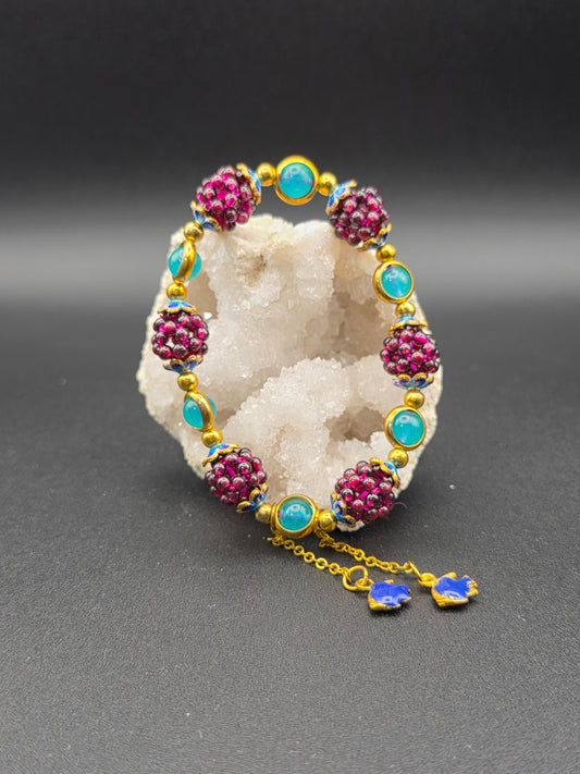 🍇 Garnet Grapes Bracelet – Harvest Heart (10 mm)