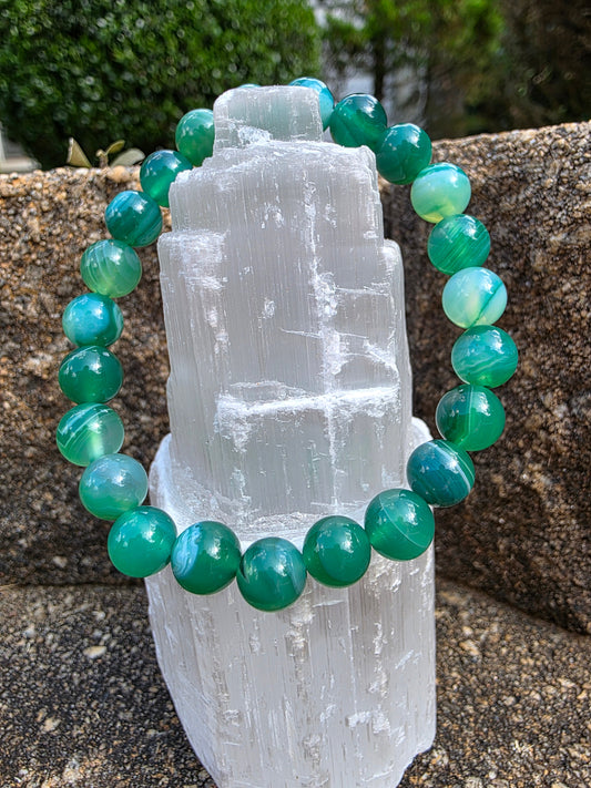 🌿 Green Agate Bracelet – Calm & Collected in 8mm