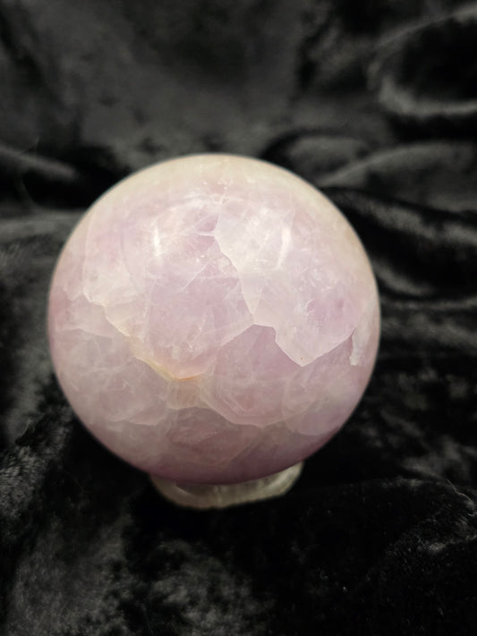 💜 Lavender Amethyst Sphere – Gentle Glow (2.21 in, 259 g)