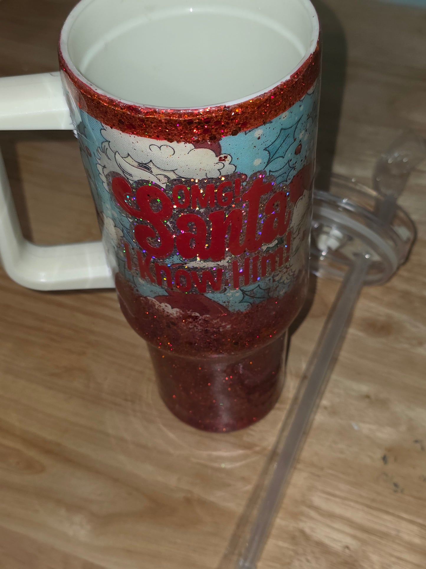 Tumbler shown with the rotating push-on lid removed, highlighting the double-walled interior.