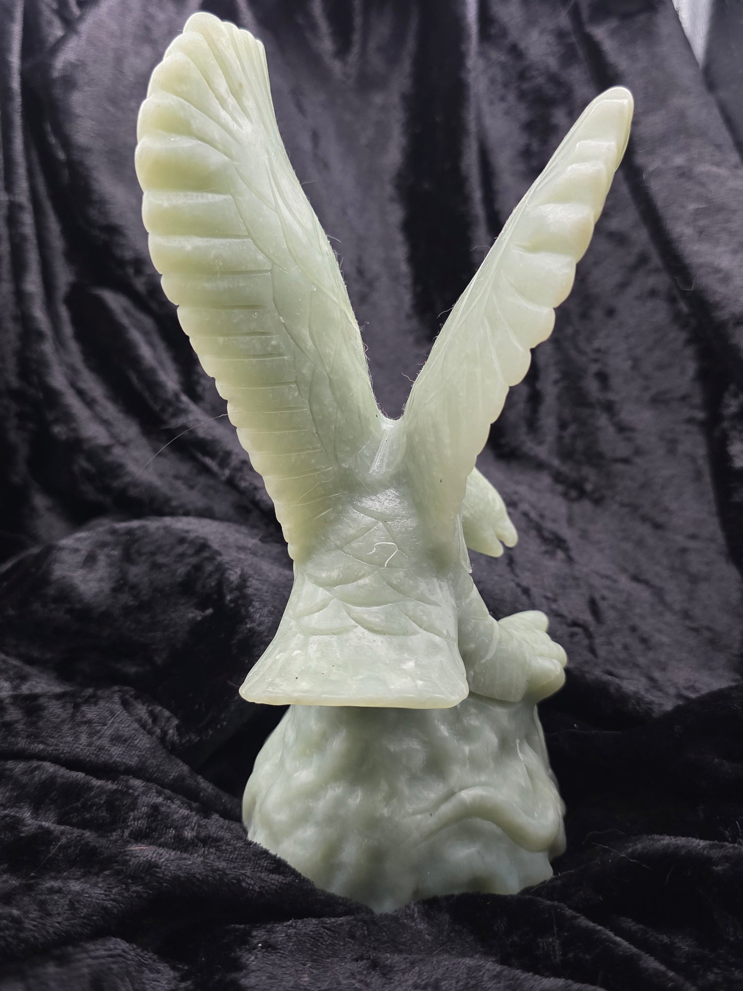 🍀 Nephrite Jade Eagle Hand Carved — Prosperous Peace (7.5" tall)
