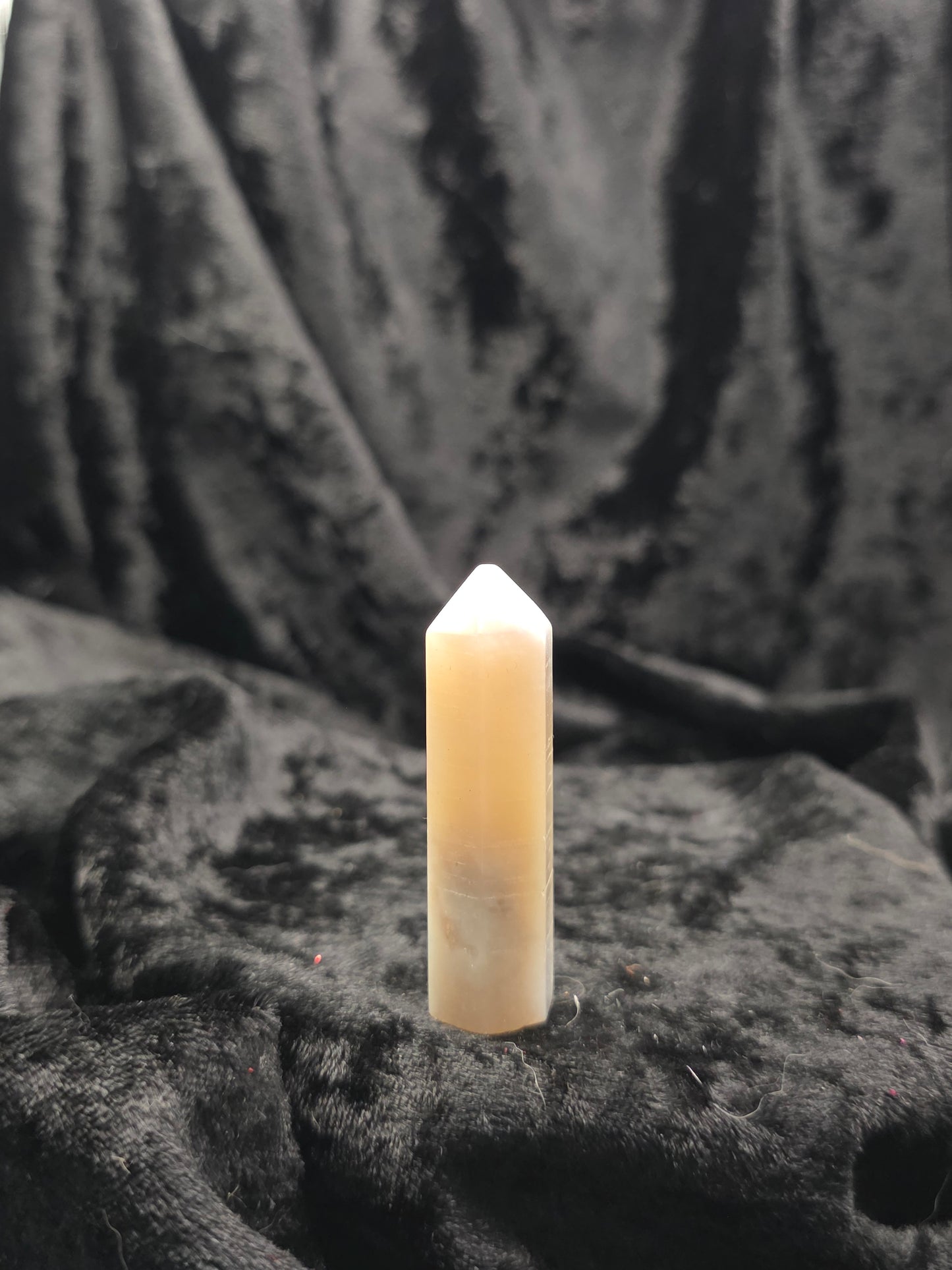 🌸 Flower Agate Tower – Tender Bloom (2 in)