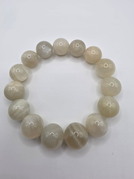 🌕 Moonstone Bracelet – Shadow & Light (14mm)