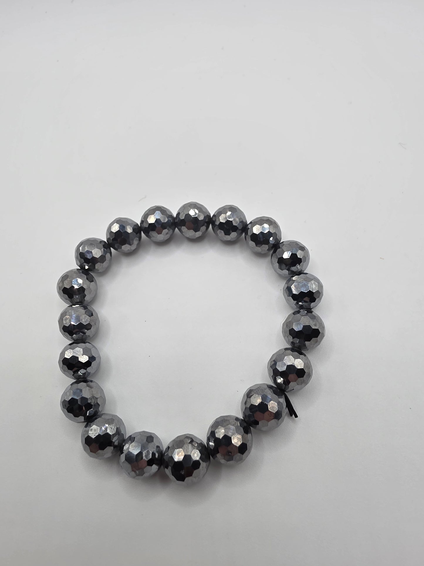 🪞 Faceted Terahertz Bracelet – Quantum Glow (10mm)