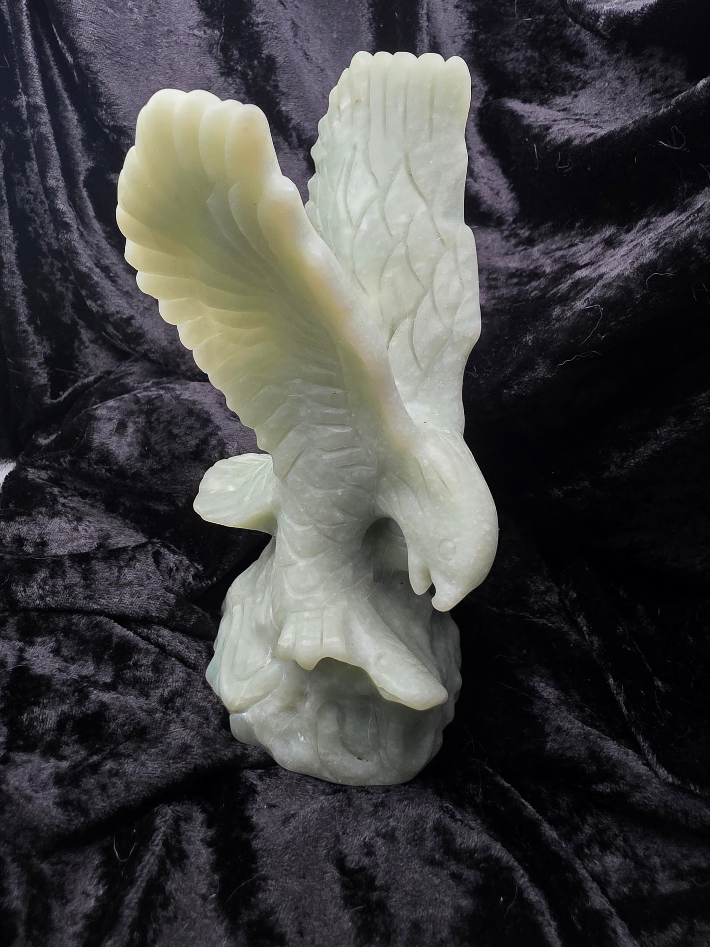 🍀 Nephrite Jade Eagle Hand Carved — Prosperous Peace (7.5" tall)