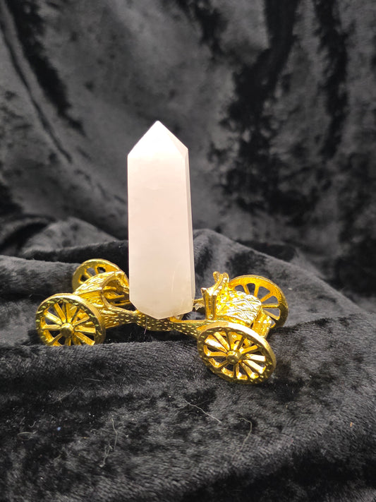 🌹✨ Rose Quartz Tower in Golden Carriage – Love on Wheels (3")