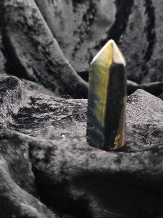 🐅 Tiger’s Eye Tower – Fierce Focus (2 in.)