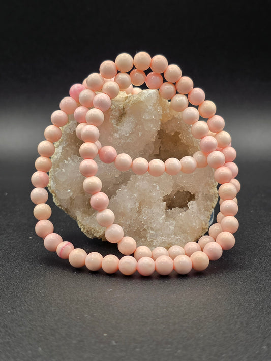🩷 Queen Conch Triple Wrap Bracelet – Ocean Grace (6mm)
