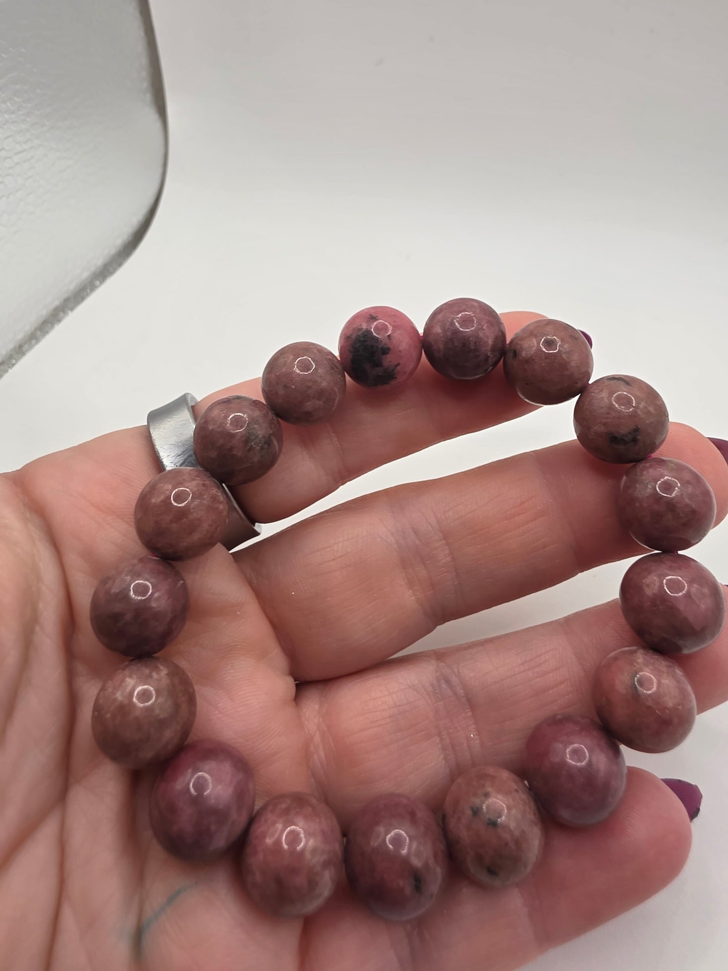 💗 Rhodonite Bracelet – Heart & Healing (12mm)