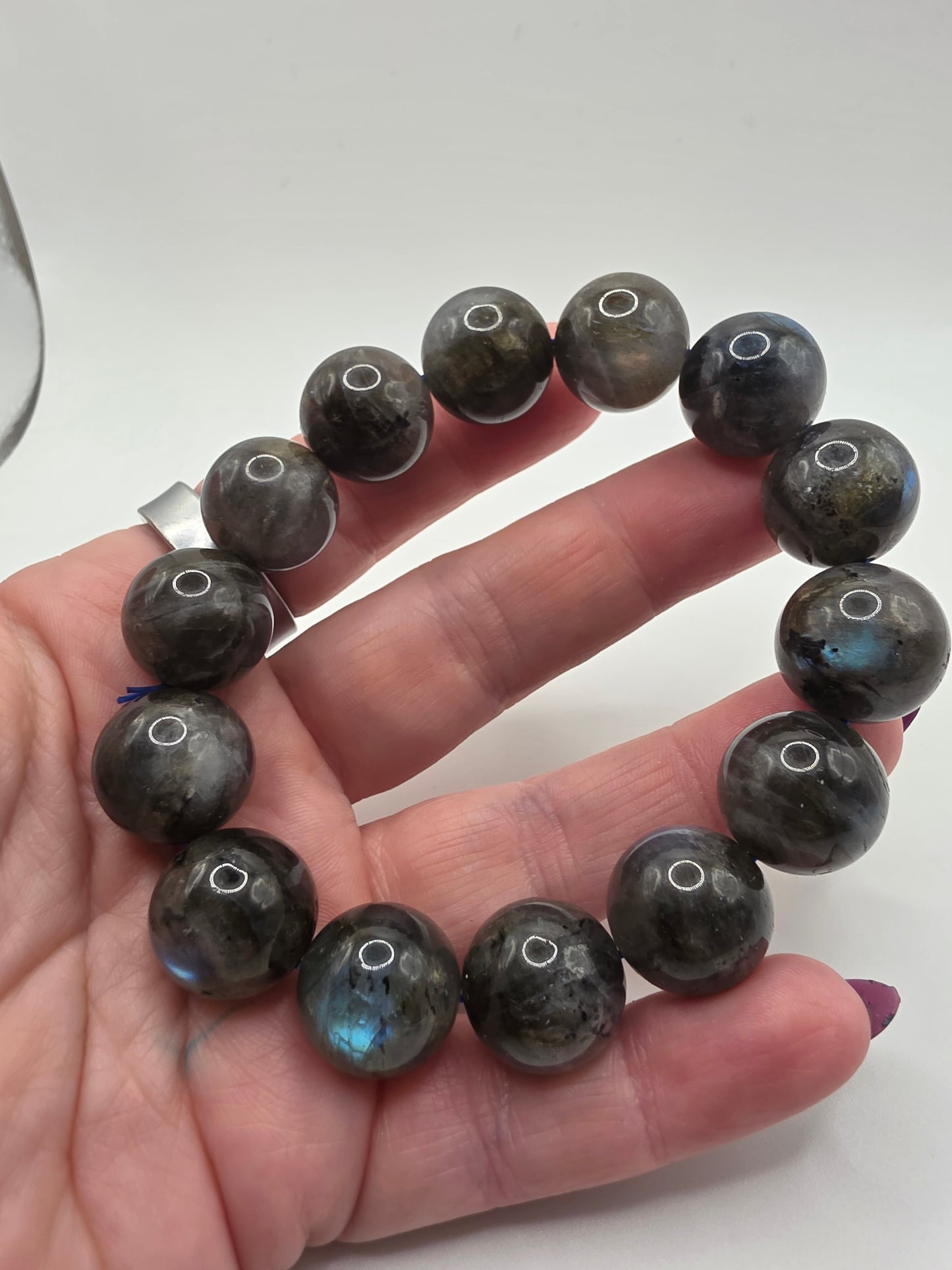 🌌 Labradorite Bracelet – Aurora Glow (16mm)