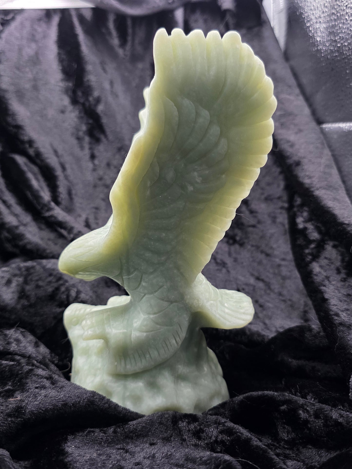 🍀 Nephrite Jade Eagle Hand Carved — Prosperous Peace (7.5" tall)