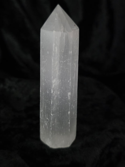 🌝 Selenite Tower – Moonlit Cleanse (3.75 in)