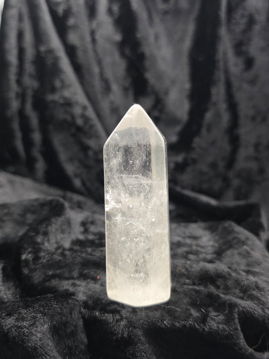 🤍 Clear Quartz Tower – Energy Lens (3.25 in)