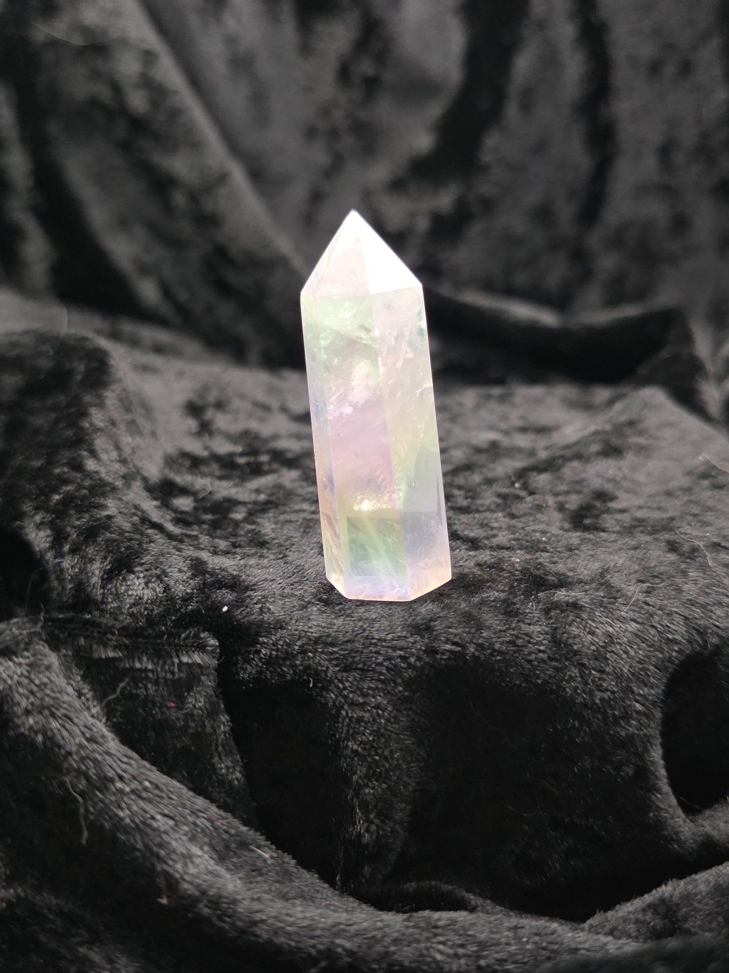 🌈 Aura Quartz Tower – Flawed Beauty Sparkle (2 in, chipped tip)