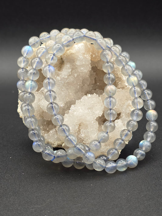 🌙 Labradorite Triple Wrap Bracelet – Mystic Flow (6mm)