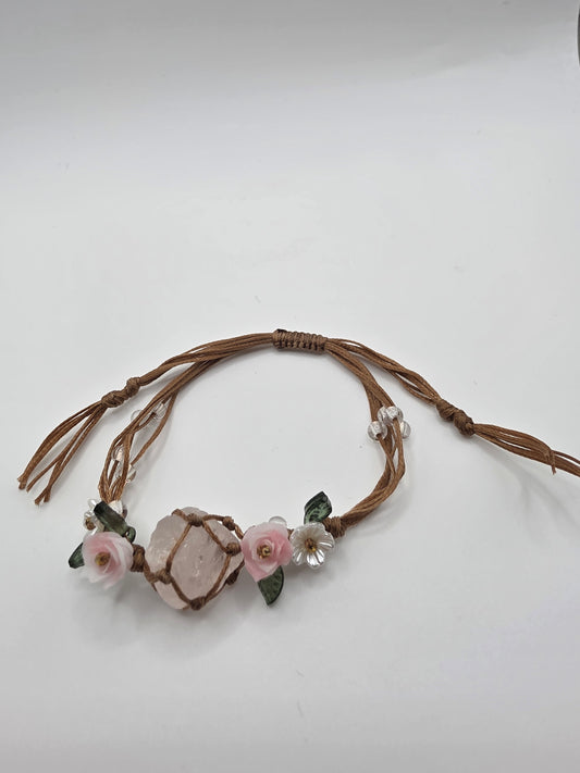 🌸 Rose Quartz Macrame Bracelet – Bloom of Love