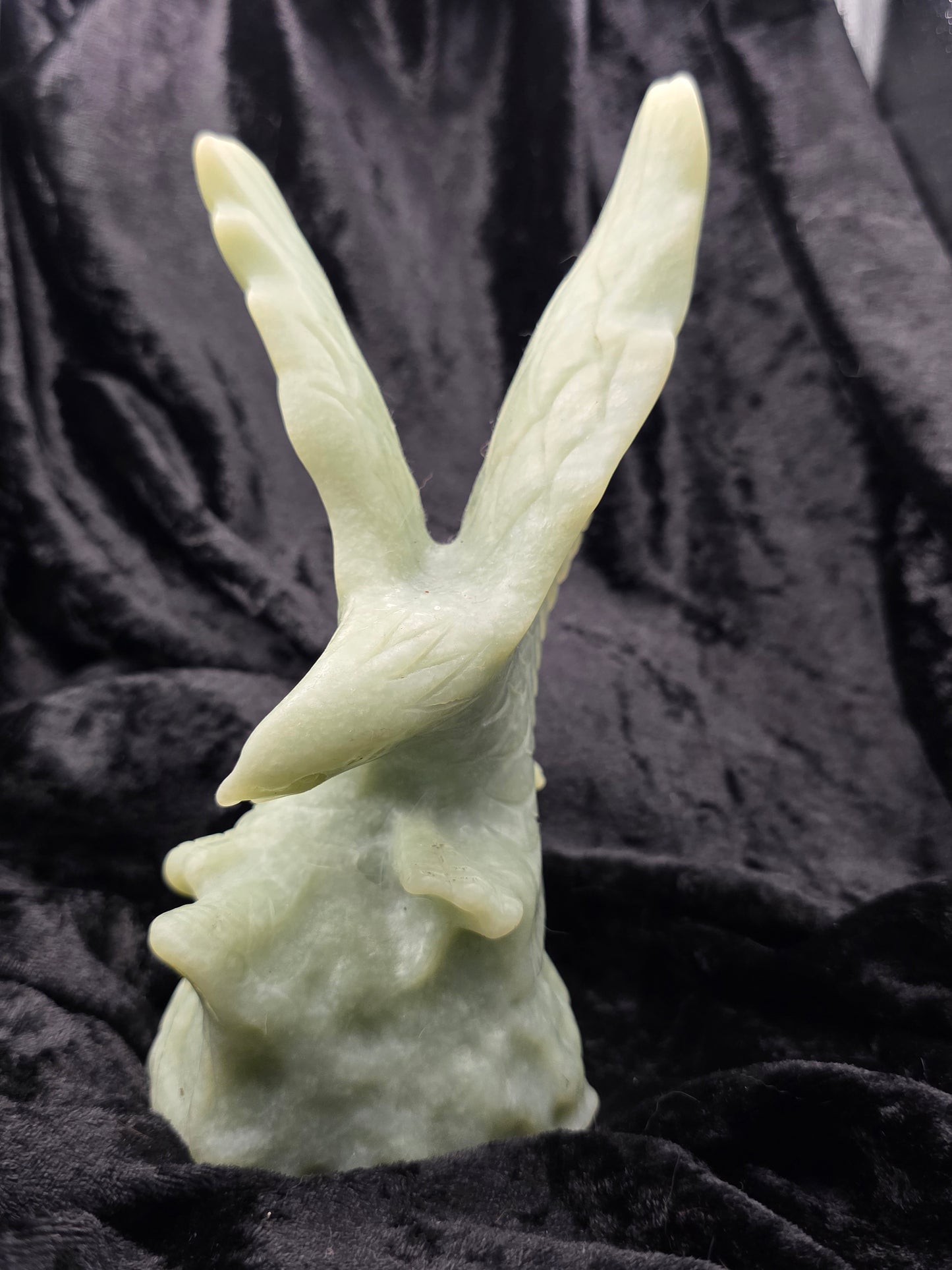 🍀 Nephrite Jade Eagle Hand Carved — Prosperous Peace (7.5" tall)