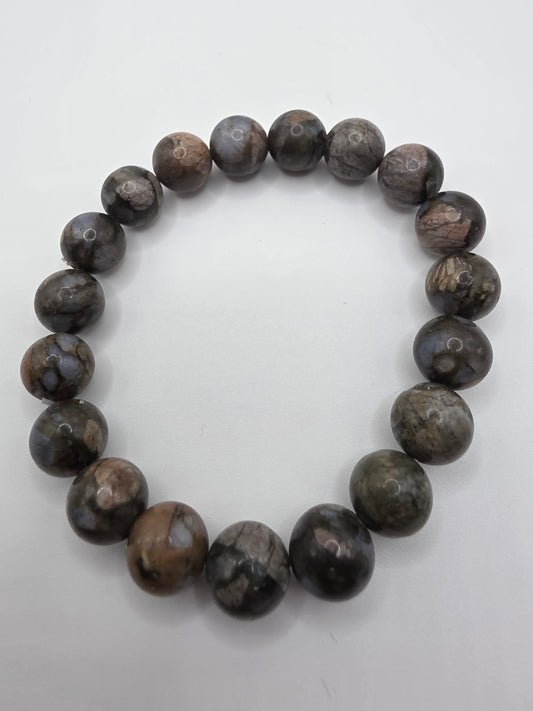 🌀 Que Sera Stone Bracelet – Go With the Flow (10mm)