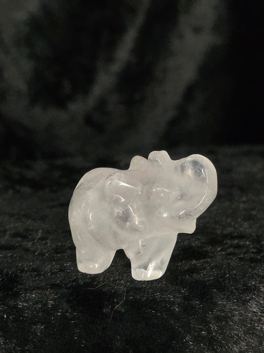 🐘 Clear Quartz Elephant Mini Carving