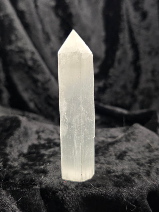 🌝 Selenite Tower – Lunar Shield (3.5 in)